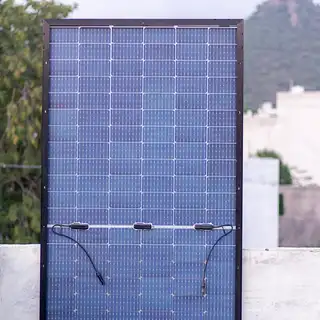 Panneaux solaires noirs pour chauffage piscine