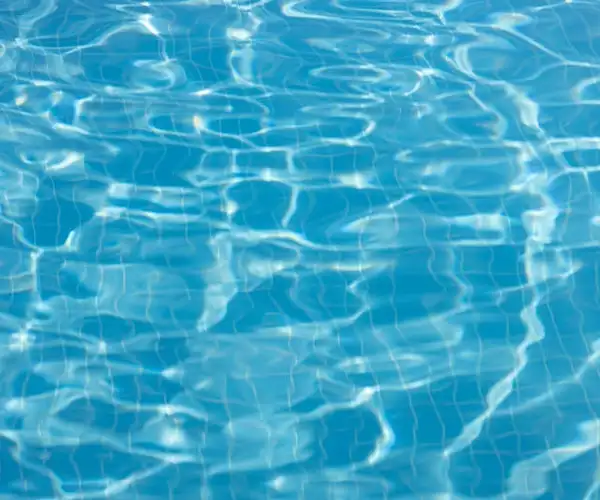Eau trouble piscine